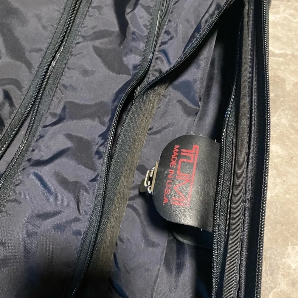Tumi good used